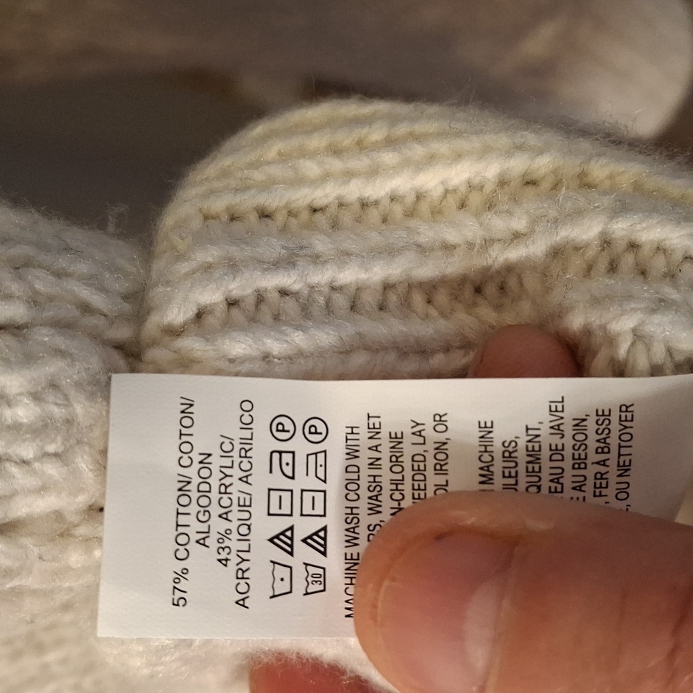 5/$25-Lucky Brand Oatmeal Color Sweater EUC - Picture 7 of 7